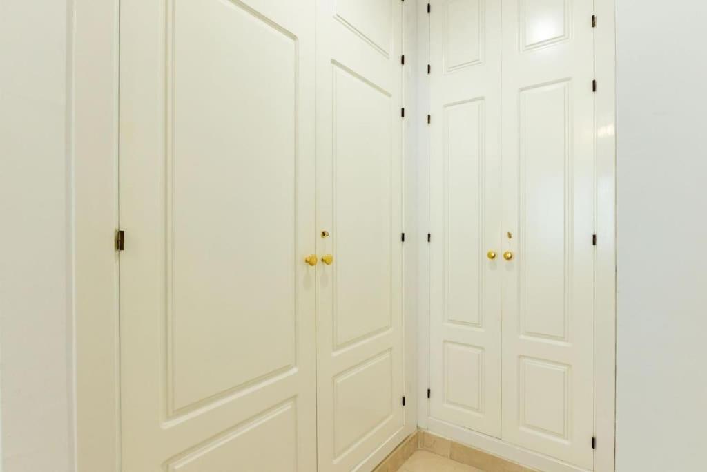 Imperial Central Suite By Valcambre Seville Exterior photo