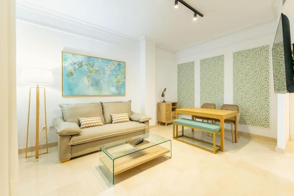 Imperial Central Suite By Valcambre Seville Exterior photo