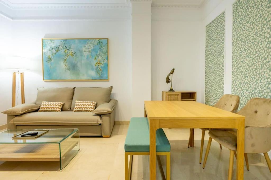 Imperial Central Suite By Valcambre Seville Exterior photo